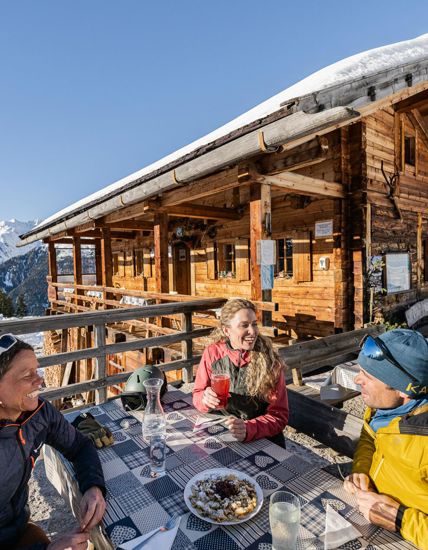 Mittagessen auf der Hütte