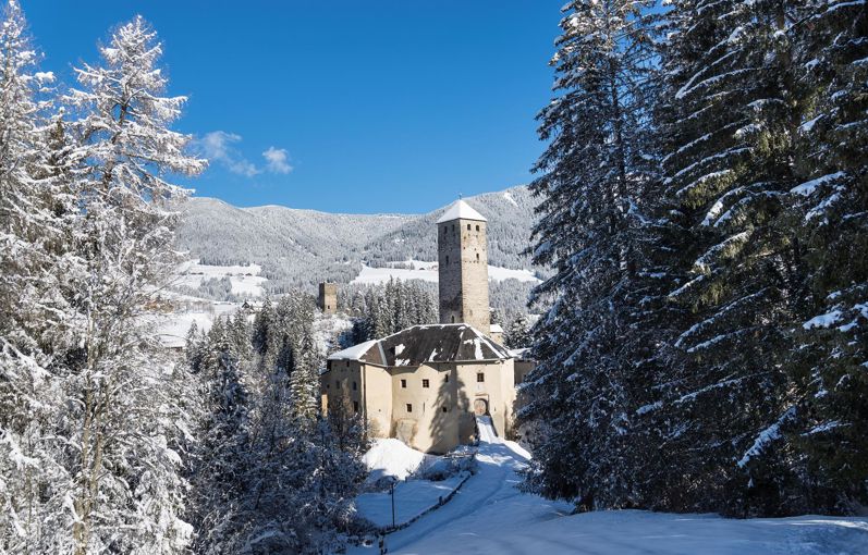 Welsperg Castle in winter