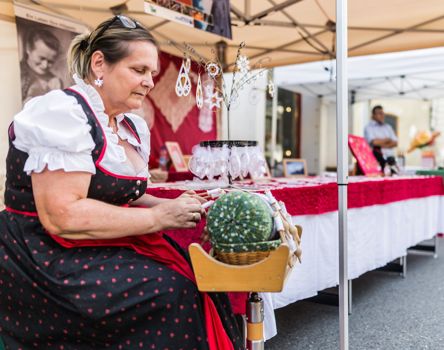 Artigianato alla festa al padiglione