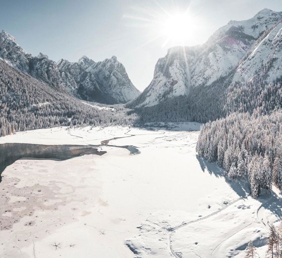 Il Lago di Dobbiaco in inverno