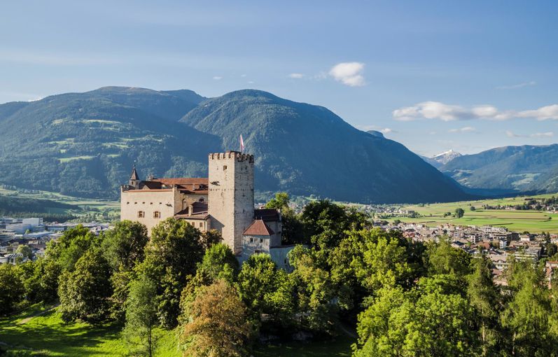 Brunico/Bruneck Castle