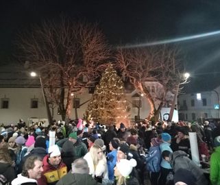 Traditional torchlight-procession in Monguelfo