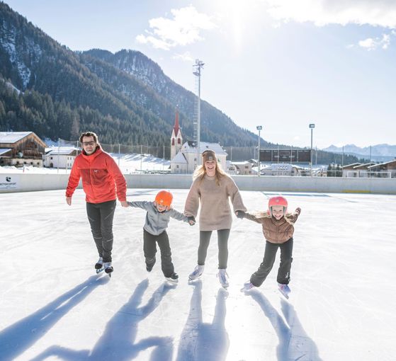 Ice skating rink, Sports zone S. Martino