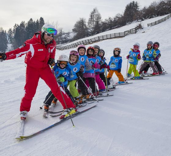 Skischule Guggenberg Taisten