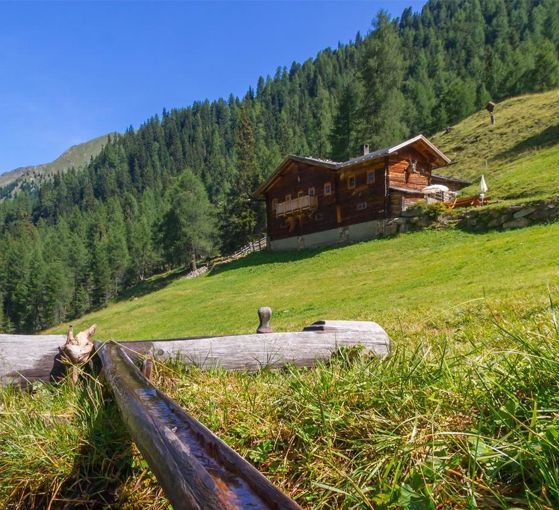 Tolder Hütte 1942 m